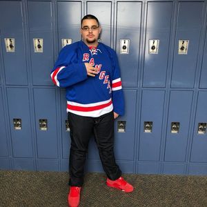 Meet your Posher, Alex